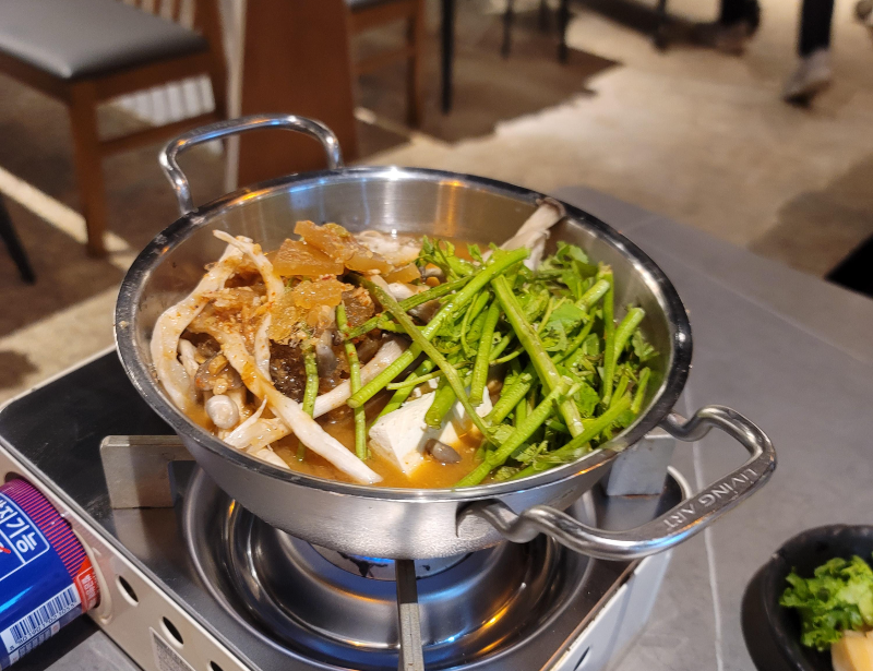 을왕리 꾸덕집 미나리된장찌개