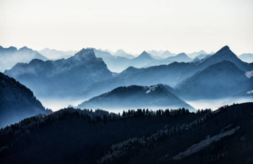소나말을끌고험한산을오르는꿈