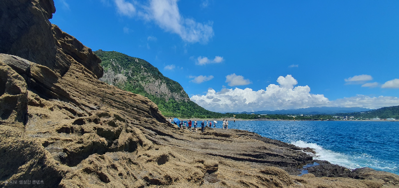 용머리해안에서 찍은 모습