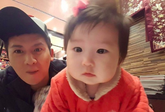 홍경민 딸