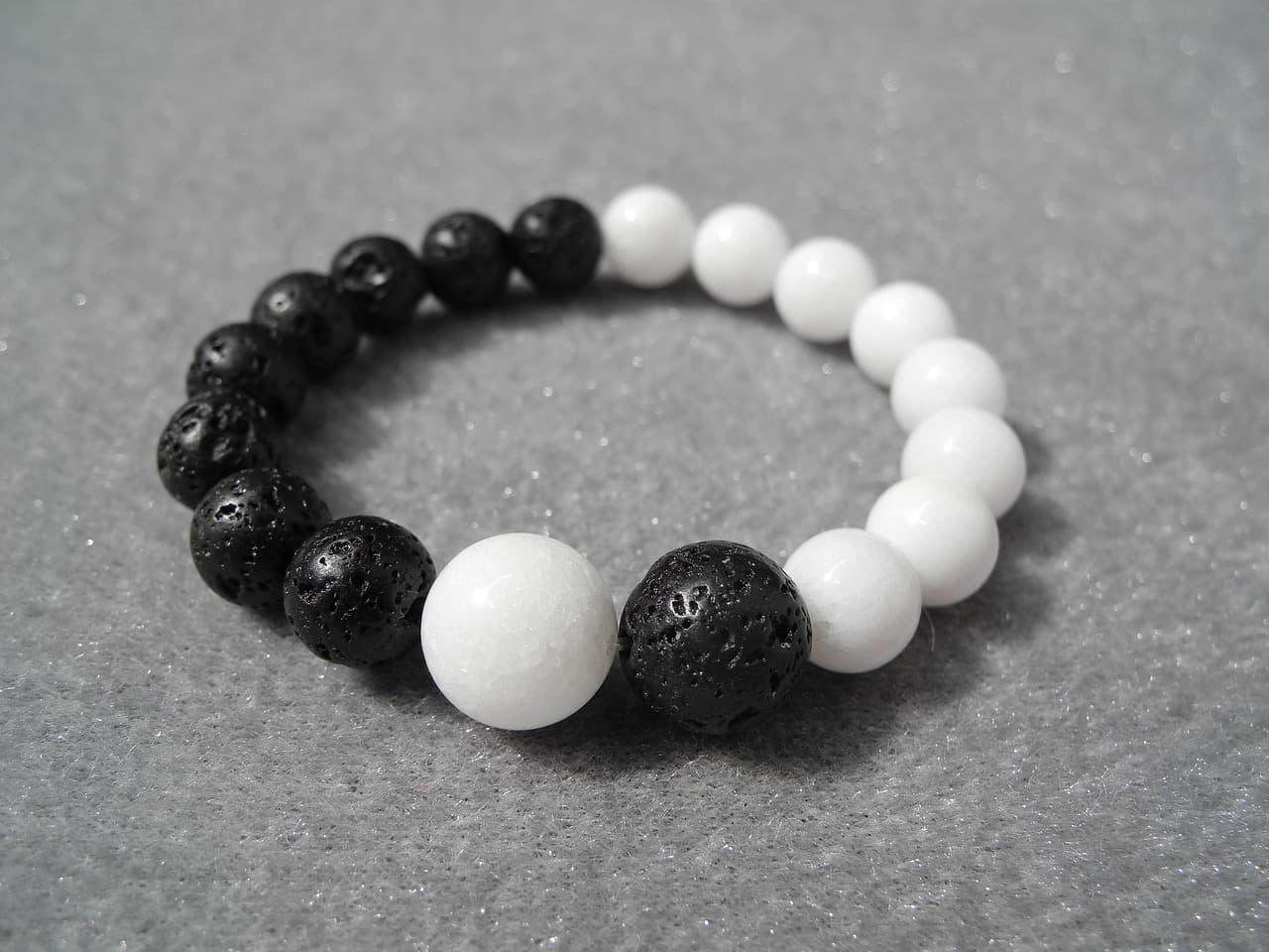 현대 의학과 전통 의학이 바라보는 음식의 역할