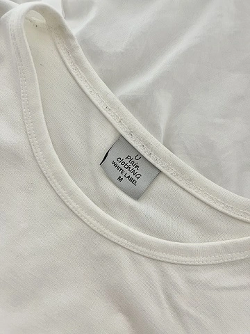 목 늘어남 없는 유핑 티셔츠 화이트 라벨