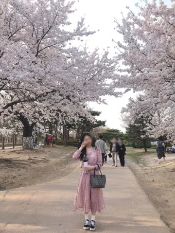 2025년 4월 날씨 전망 여성 봄 코디 패션_13