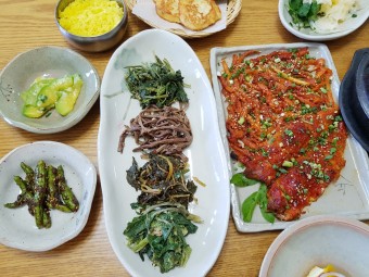 봄나물 산채정식