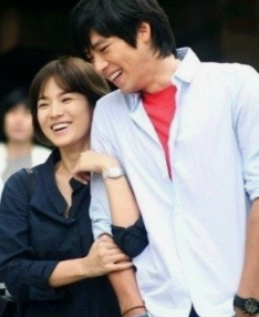 공개연애로 화제가 된 인기연예인들 TOP 5