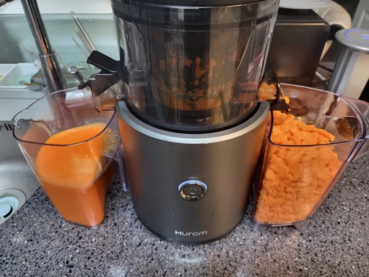 휴롬으로-착즙한-당근5개