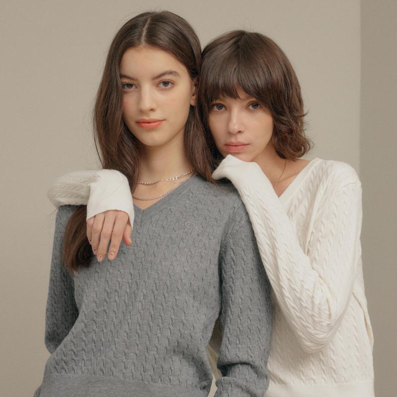 제너럴아이디어 WOMAN 라이트 케이블 브이넥 니트 3COL WBC1L05517