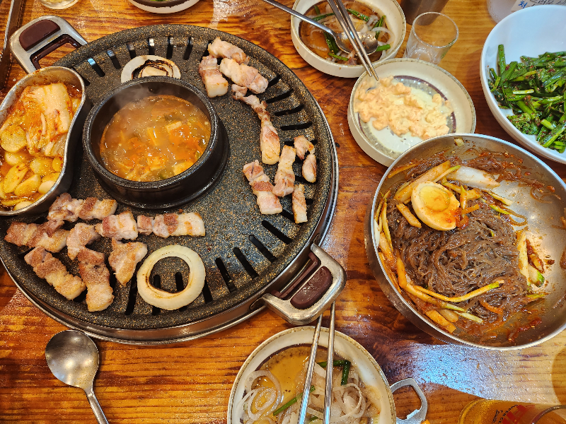 봉천 육진정육식당