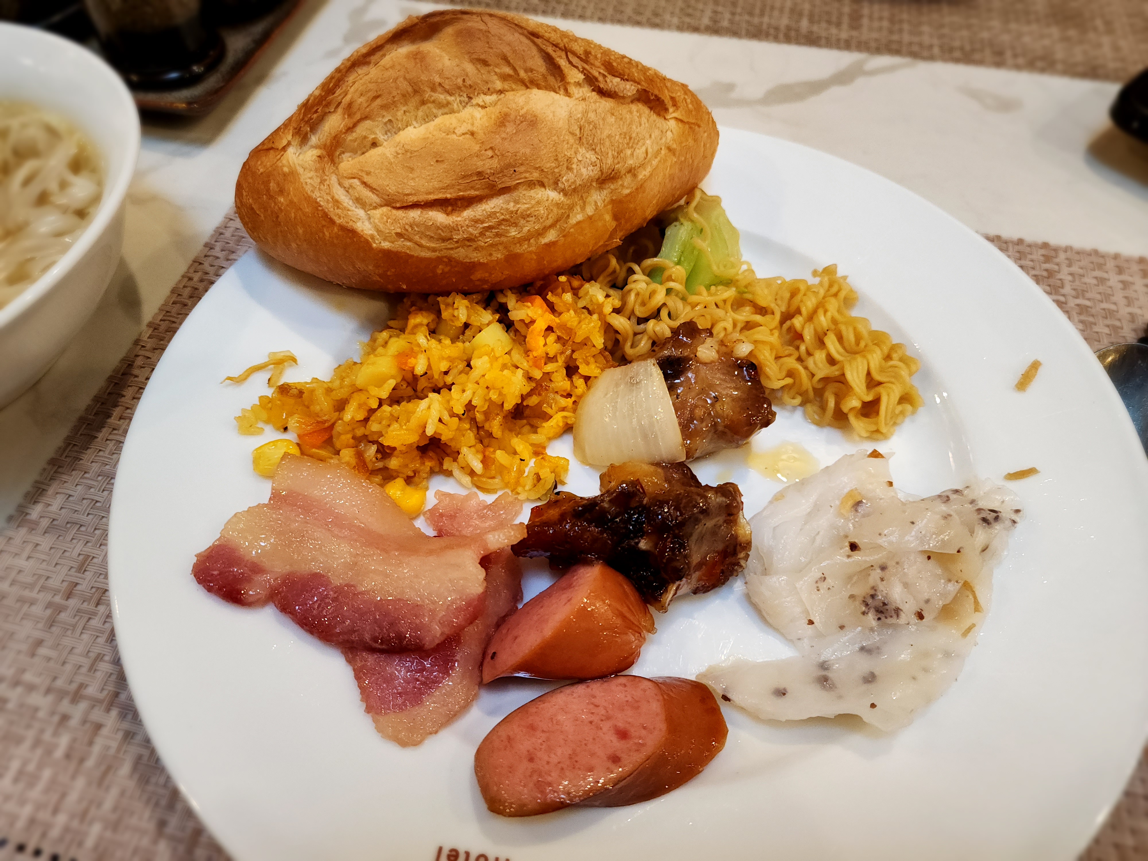 플로라 센터 호텔 앤 스파