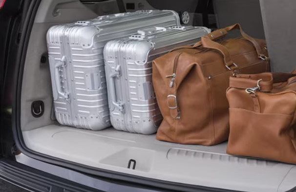 캐딜락 에스컬레이드 2024: 성능&#44; 가격&#44; 디자인 총정리