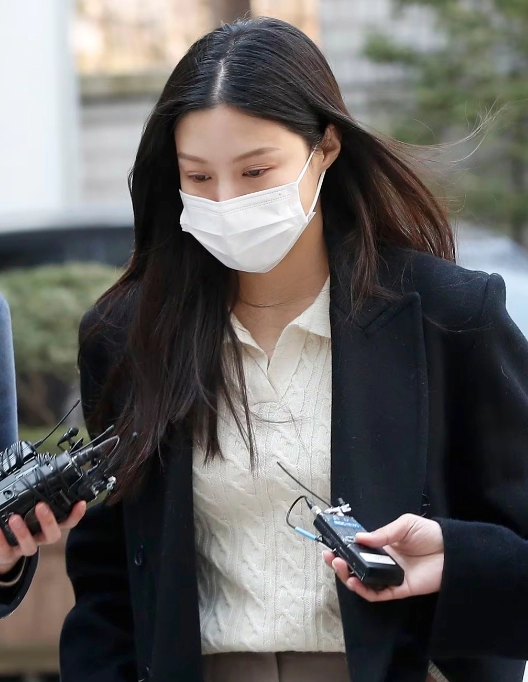 조민 벌금형 1천만원 이유 &amp;#124; 조민 프로필 나이 고향 학력 키 의사면허 근황