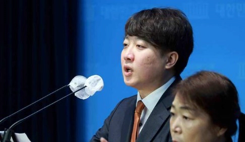 이준석의 뒤가 없는 정책 행보