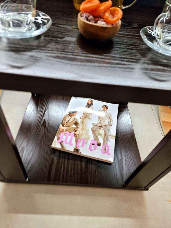 제공되는 허브티와 간식