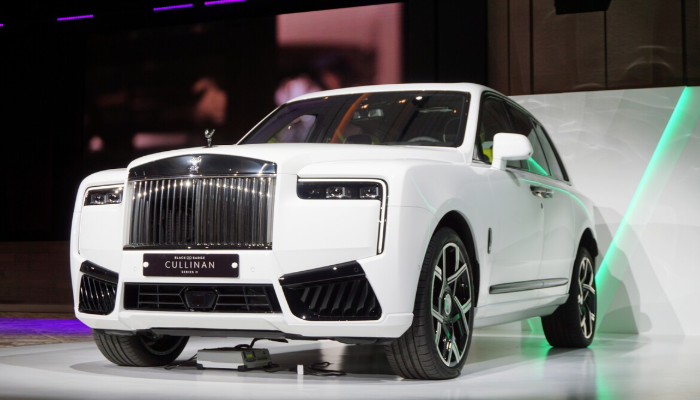 롤스로이스 컬리넌중고차 가격 시세표 연비