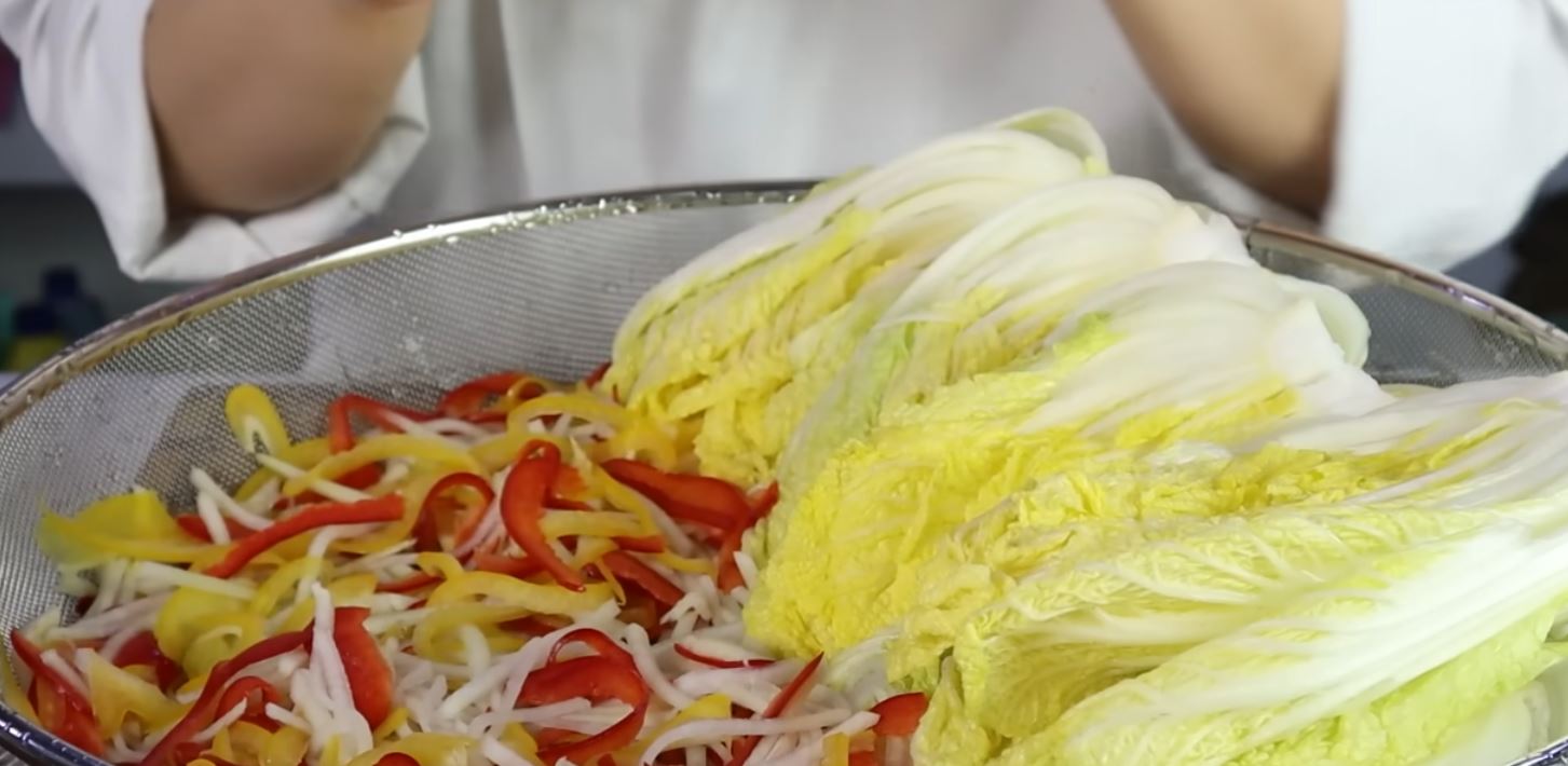 백김치 버무리기