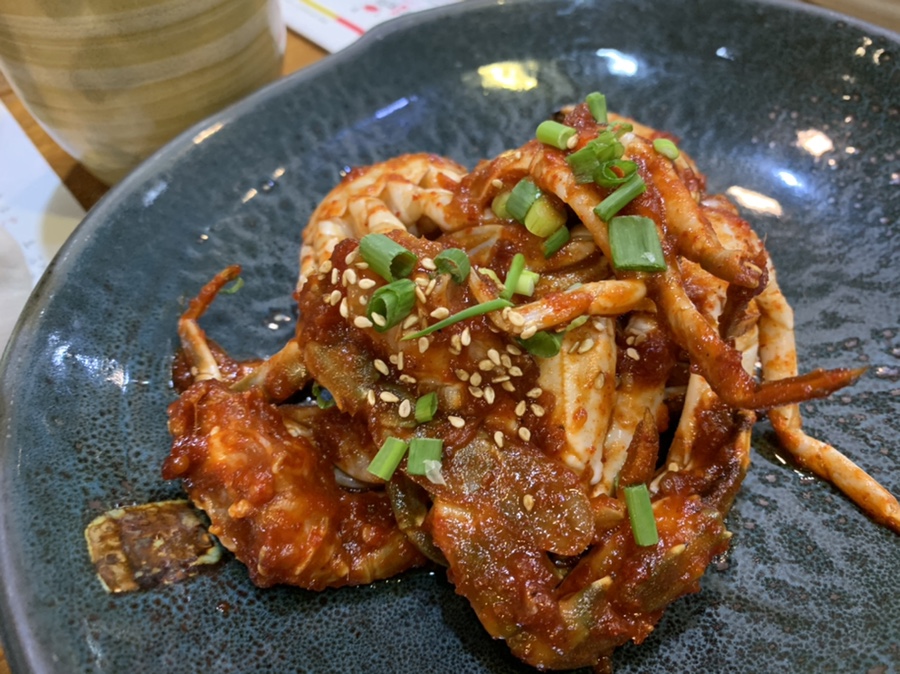 여수 꽃돌게장1번가 간장게장 양념게장 무한리필 셀프바