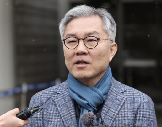 최강욱 프로필