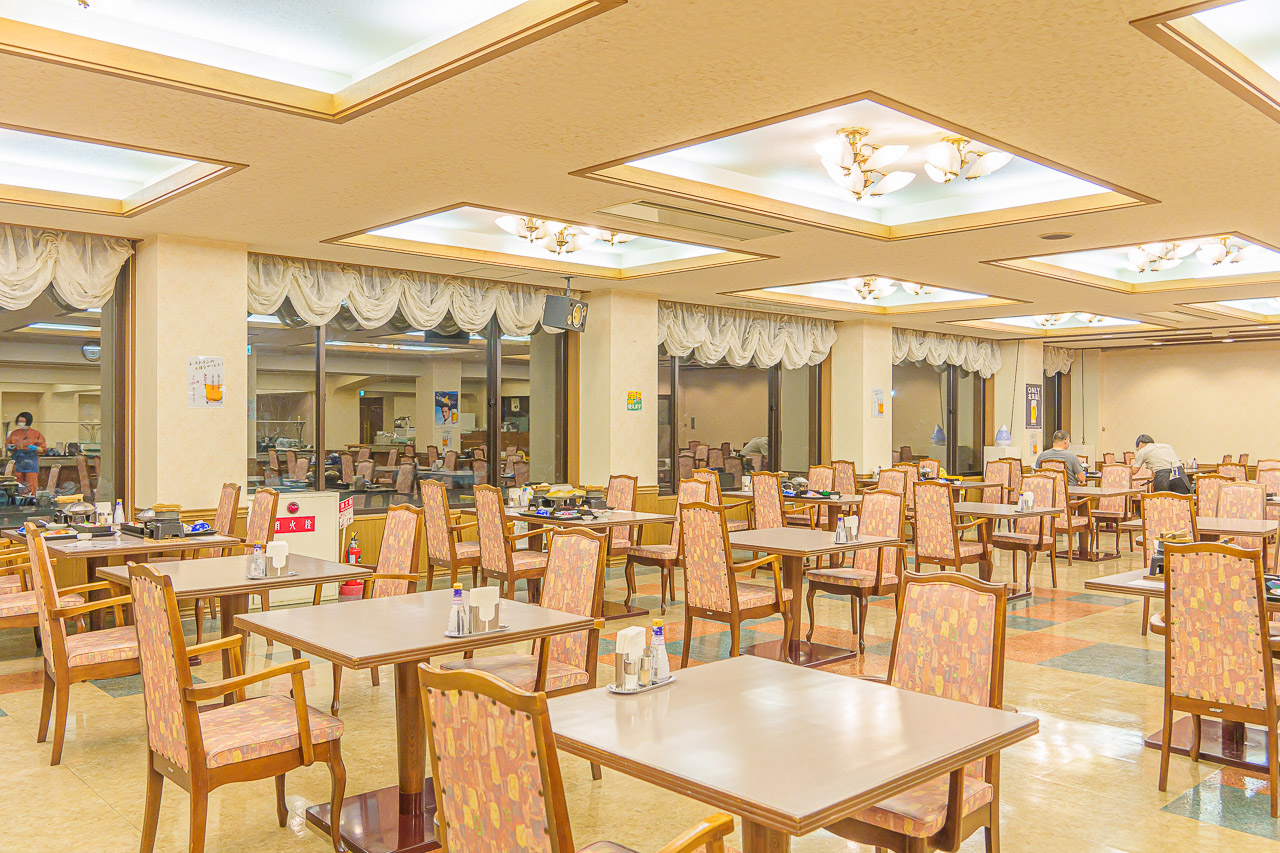Toya Kanko Hotel: A Winter Lake View and Japanese Meals — original photograph 24