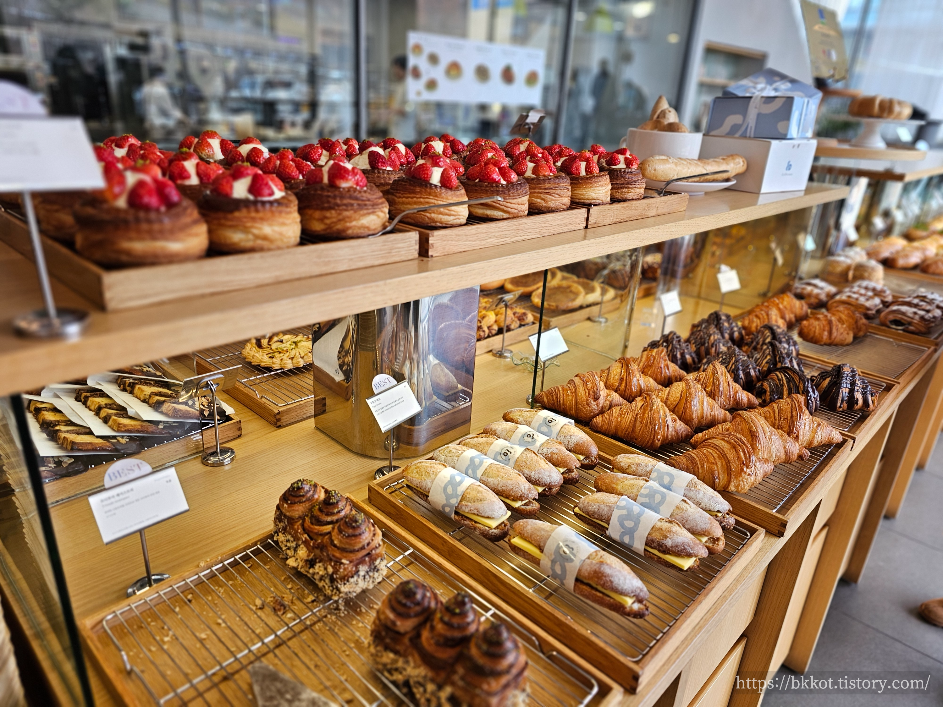 광교 대형카페 르디투어