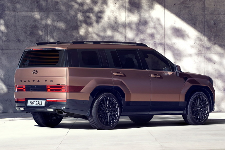 2023 싼타페 외관 뒷모습