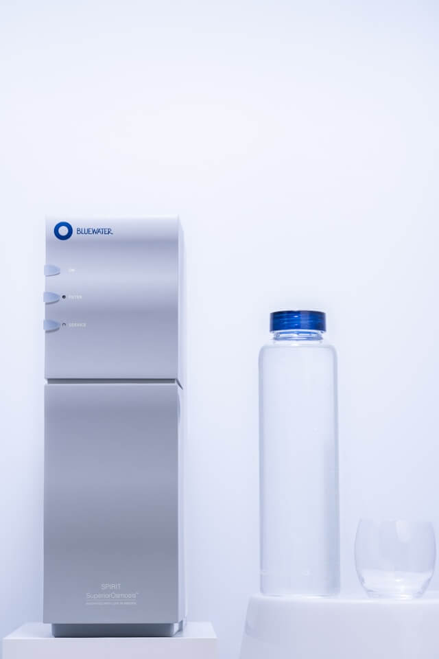 정수된 물 사진