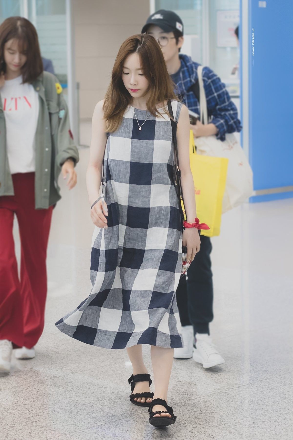 태연 공항패션 사진 태연 공항패션 사진