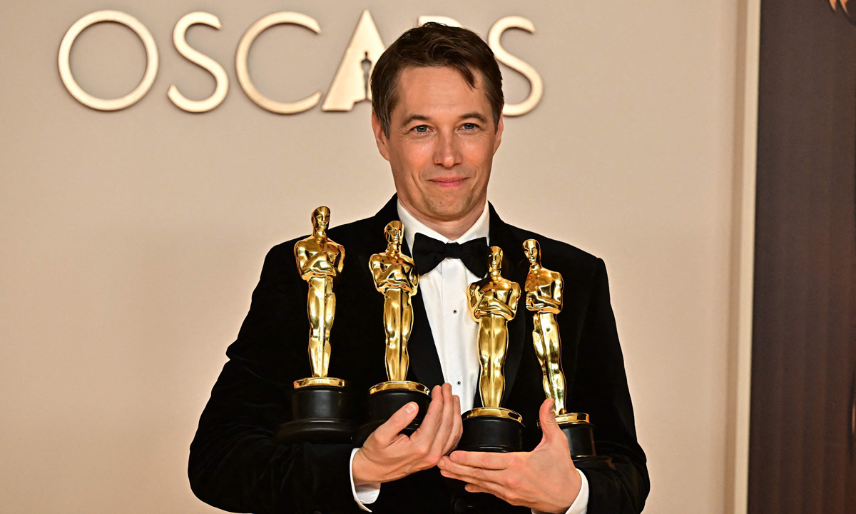 2025 오스카 아노라 감독 숀 베이커