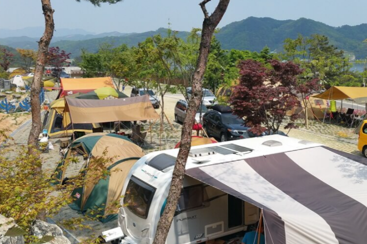 예당호 출렁다리