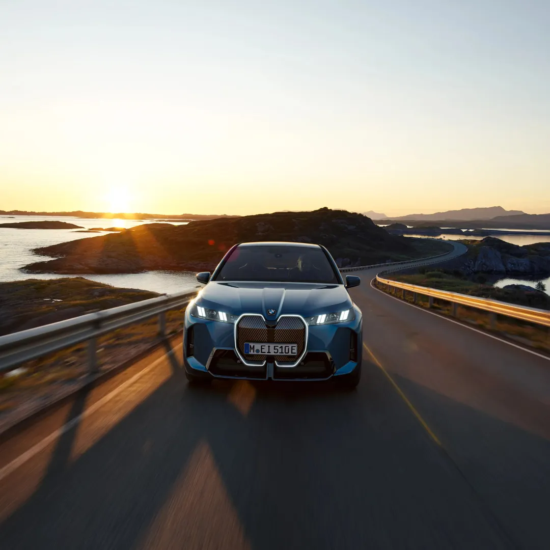 BMW IX 차량 내부, 외부 이미지