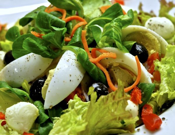 달걀과 샐러드