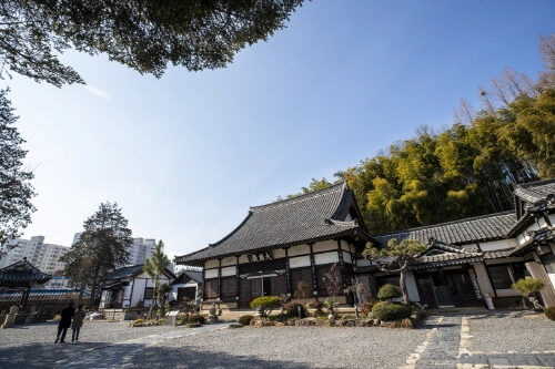 동국사