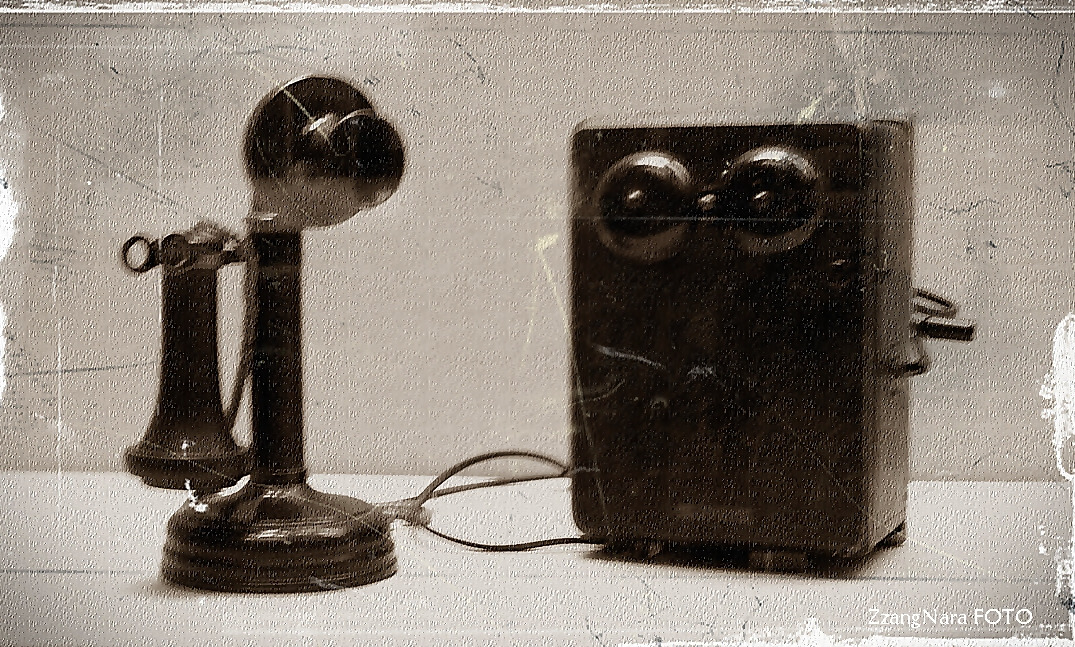 옛날 물건 골동품 전화기