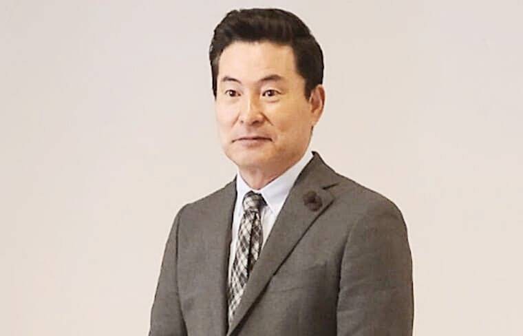 배우-이한위