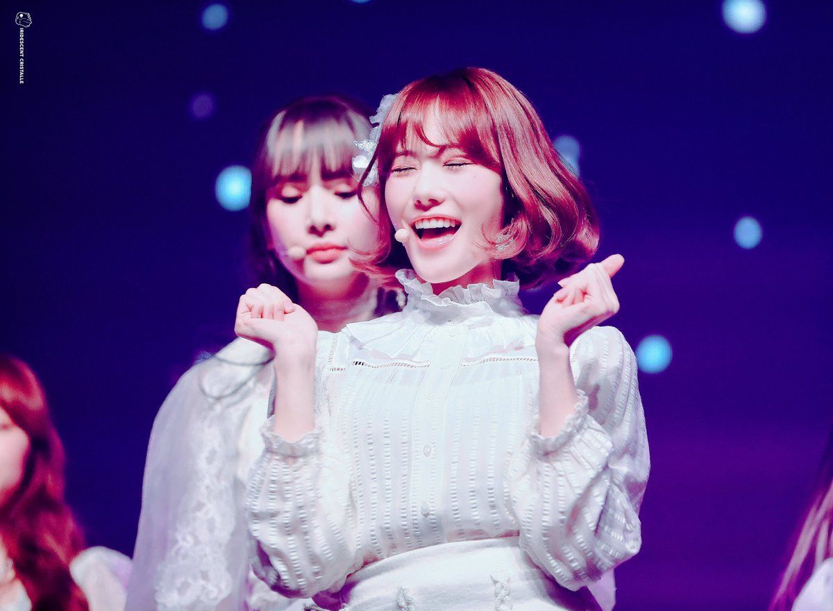 우주소녀 루다 인스타그램 사진 몸매