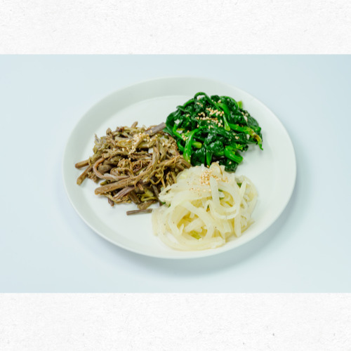 8월 제철나물로 만든 건강한 비빔밥