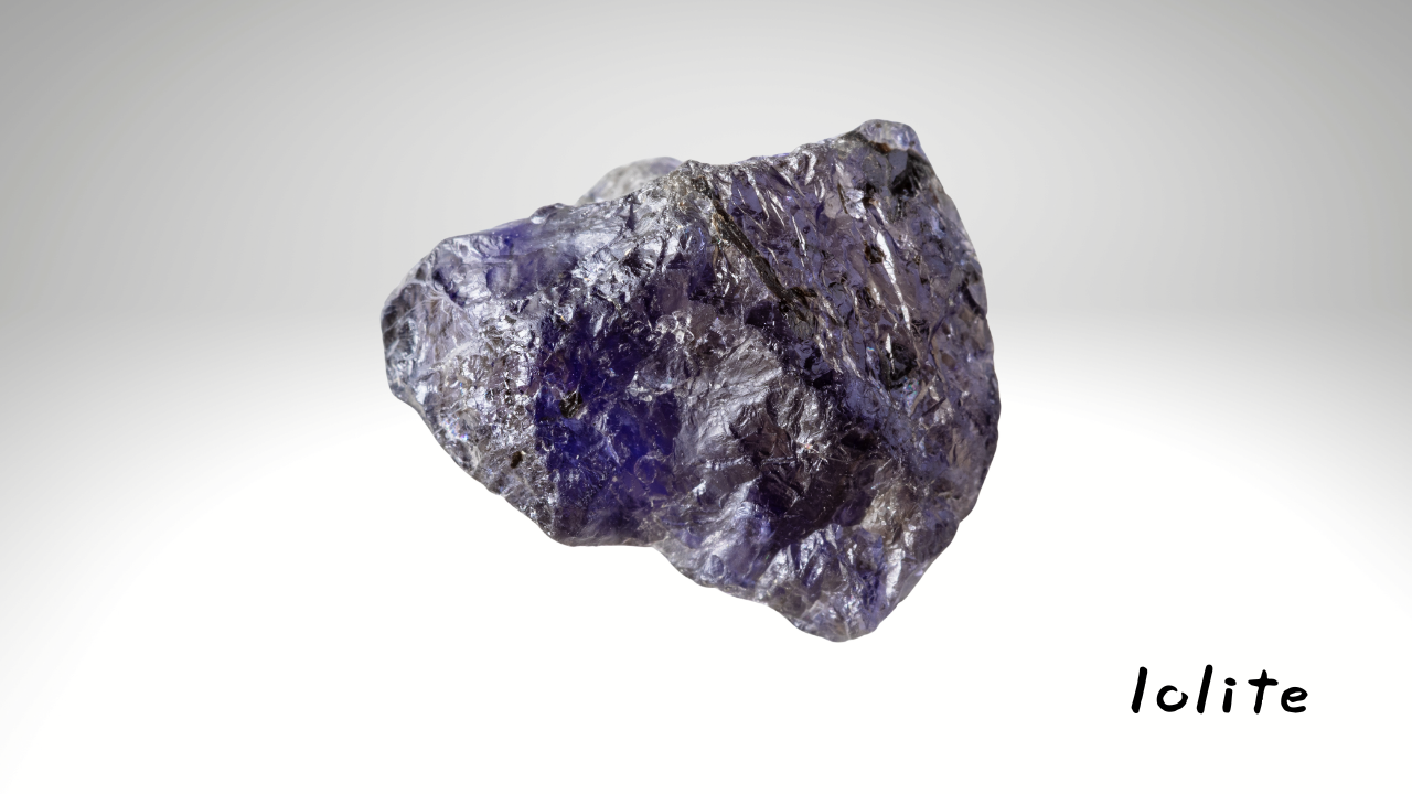 아이올라이트 - 신비로운 푸른보석