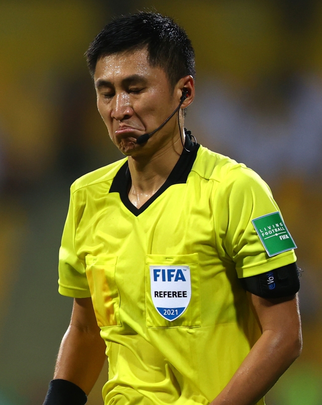 대한민국 바레인 축구 심판