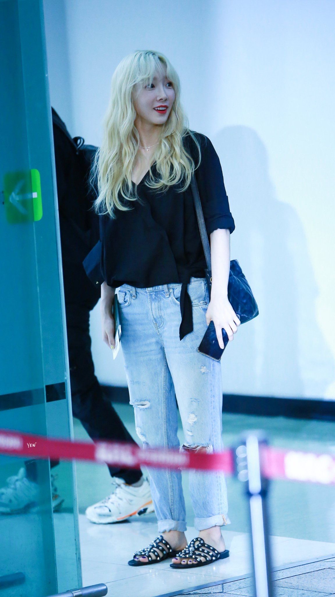 태연 공항패션 사진 태연 공항패션 사진