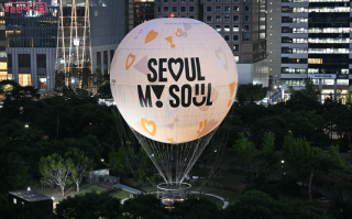 서울달 야간 모습