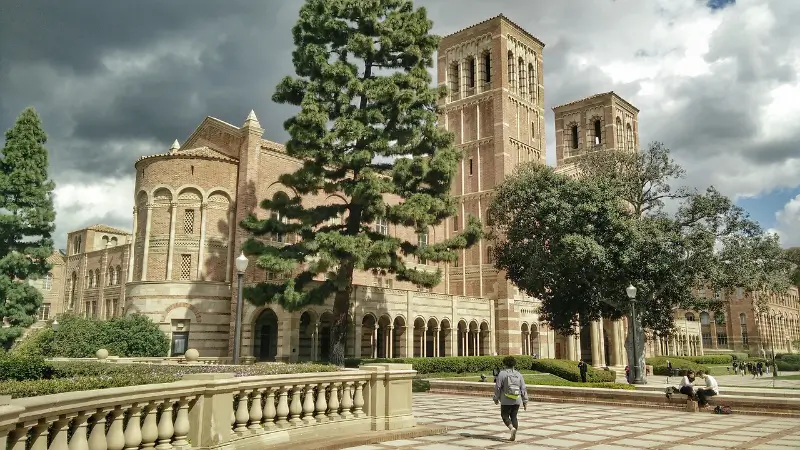 UCLA 캘리포니아 주립대 캠퍼스
