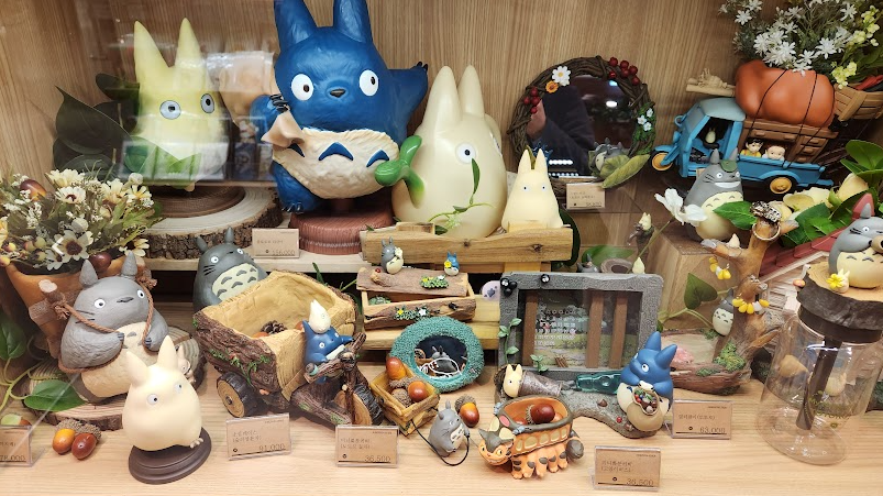 수원 AK백화점 지브리 굿즈샵 도토리숲 너무 재미있는 공간 사진 3