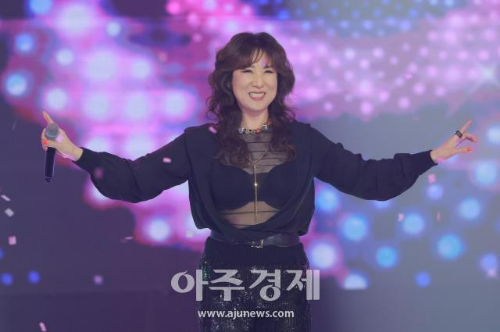 무대위에서 서주경