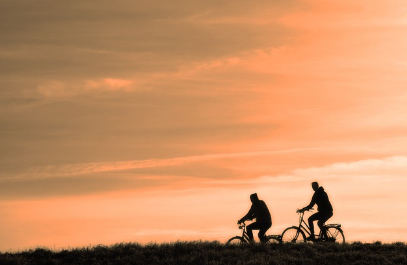 트라우마를 삭제하거나 특정 기억을 강화할 수 있는 뇌 기술의 등장과 그에 따른 철학적 논쟁