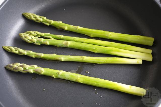 아스파라거스 굽기 아스파라거스 먹는법