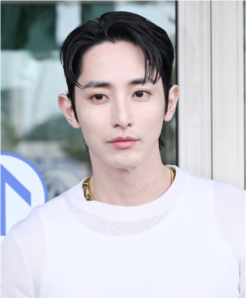 이수혁 프로필