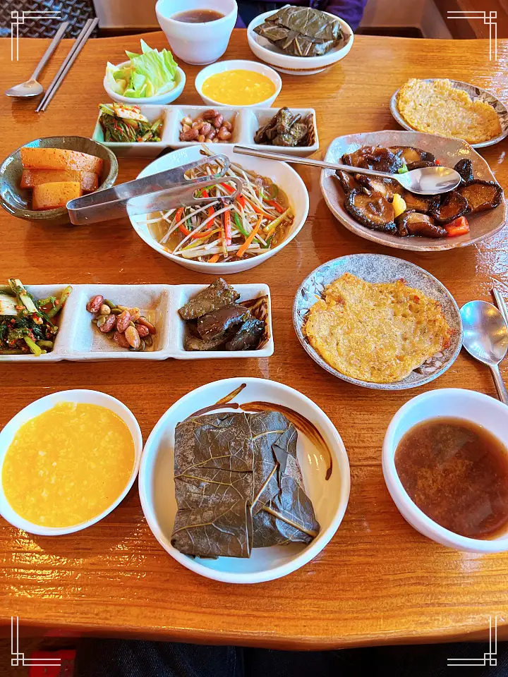 백반기행 파비앙 단골 경복궁역 서촌 비건 식당 프랑스 장관 플뢰르 펠르랭 김종숙 편 사찰음식 연잎밥 호박죽 우엉잡채 종로 맛집 소개