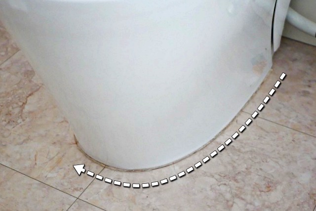 변기 실리콘 바르기,화장실 변기 실리콘,팁줌