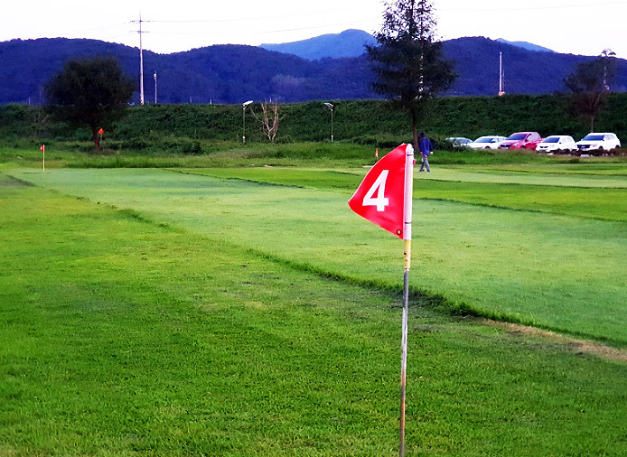 진주 와룡지구파크골프장. 경상남도 진주시 금산면 장사리 1897