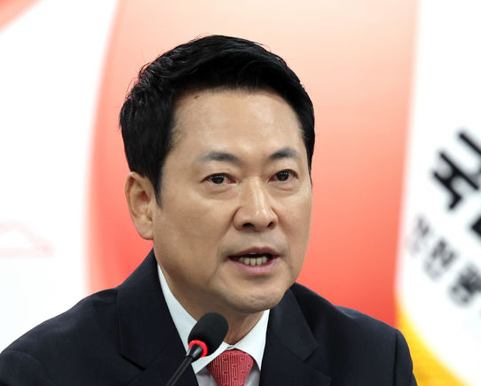 국민의힘 인천 최고위 설전! 장동혁 지도부 향한 윤상현의 '비상 체제' 요구와 정면충돌