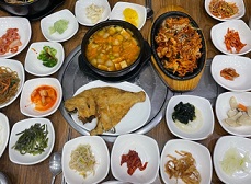 8천원백반정식